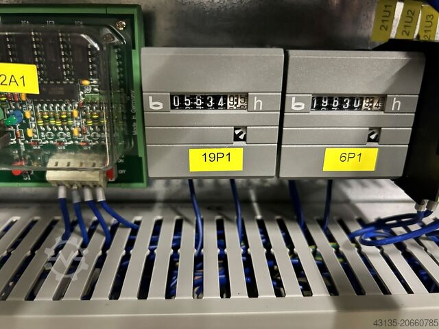 Centro de mecanizado universal Deckel Maho DMU 50T