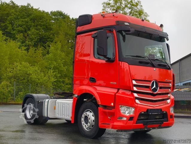 Standardni tegljač MERCEDES-BENZ Actros 18-48 Stream Space-MP4-Retarder-Hydraulik