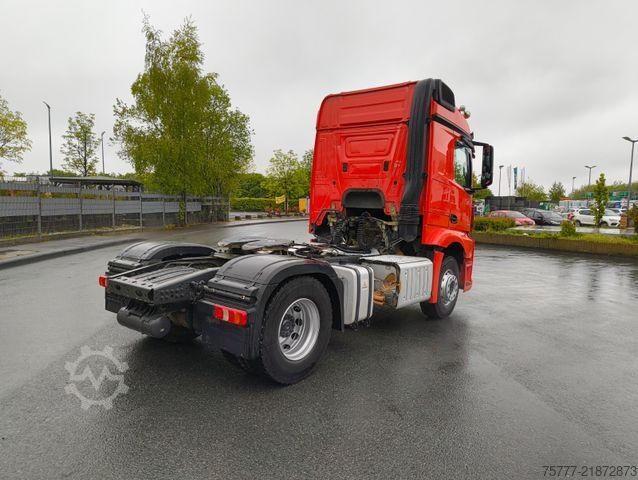 Standardni tegljač MERCEDES-BENZ Actros 18-48 Stream Space-MP4-Retarder-Hydraulik