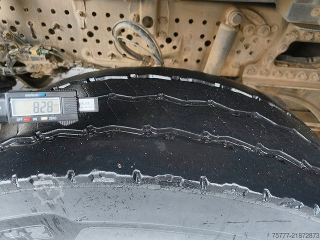 Standardni tegljač MERCEDES-BENZ Actros 18-48 Stream Space-MP4-Retarder-Hydraulik