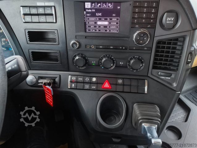 Standardni tegljač MERCEDES-BENZ Actros 18-48 Stream Space-MP4-Retarder-Hydraulik