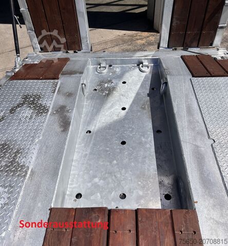 Low loader trailer Möslein T 3-8,20 P VB H1 3 Achs Tieflader mit gerader Ladefläche 8,20 m, Neufahrzeug