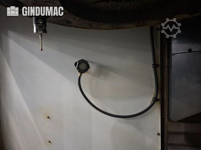 Centro de usinagem vertical HAAS VF-4