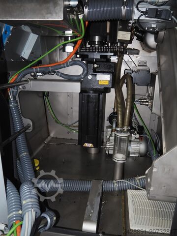 Máy nhồi chân không REX RVF 736