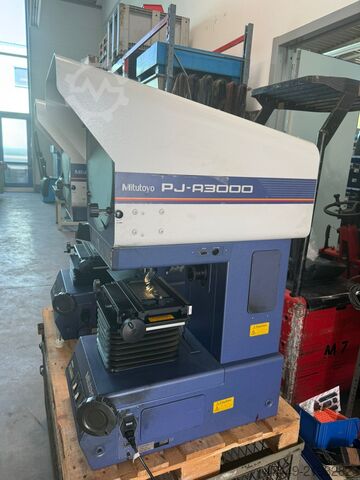 Profilprojektor Mitutoyo PJ-A3000