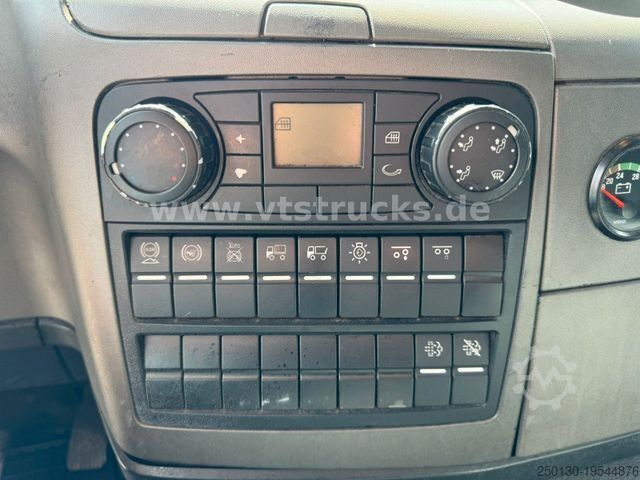 Nápojový vůz MAN TGM 22.250 Getränkewagen mit Ladebordwand Euro6