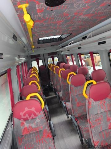 Minibus MERCEDES-BENZ 515 Sprinter 22 Schlafsessel Vorlauffahrzeug 2x