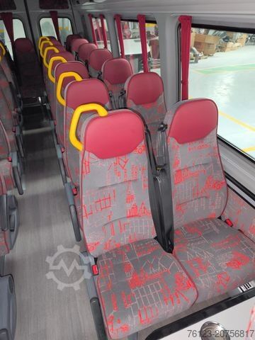 Minibus MERCEDES-BENZ 515 Sprinter 22 Schlafsessel Vorlauffahrzeug 2x
