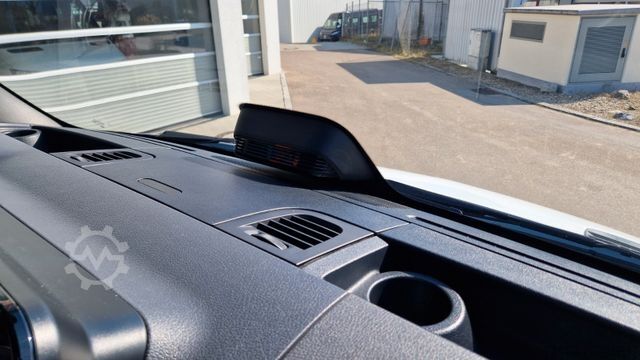 Minibus MERCEDES-BENZ 515 Sprinter 22 Schlafsessel Vorlauffahrzeug 2x