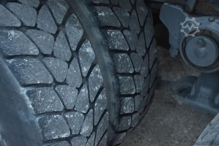 Kampókaros rendszer Iveco Trakker 260T36 31.000 km !