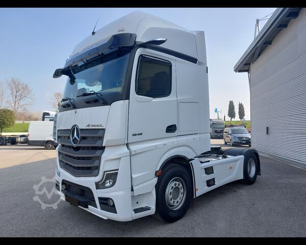 Стандартен влекач MERCEDES-BENZ Actros 5 18 4x2 - Actros 5 1848 LS 4x2