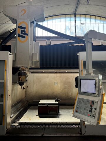 Fresadora de pórtico de 5 ejes FPT Industrie DINOX 350 IAT