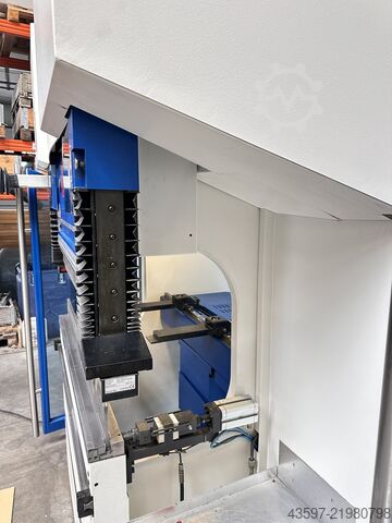 Abkant pres TRUMPF TrumaBend V500