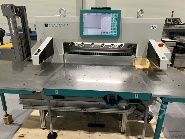  Perfecta 92 TS ASE Paper Cutting Machine