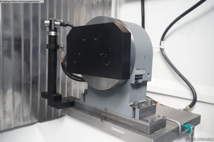 Okomiti obradni centar CHIRON MILL 1250