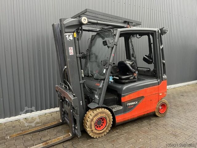 Elektro 4 Rad-Stapler Linde E25L-01