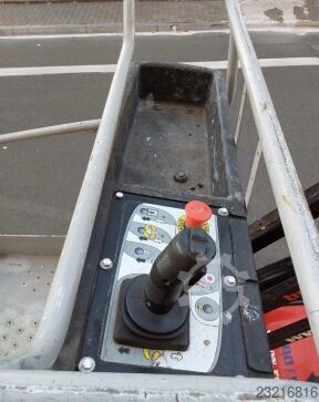 Plataforma elevadora autocontrolada Manitou 100 VJR Teleskopmastbühne Elektro 9,85 m