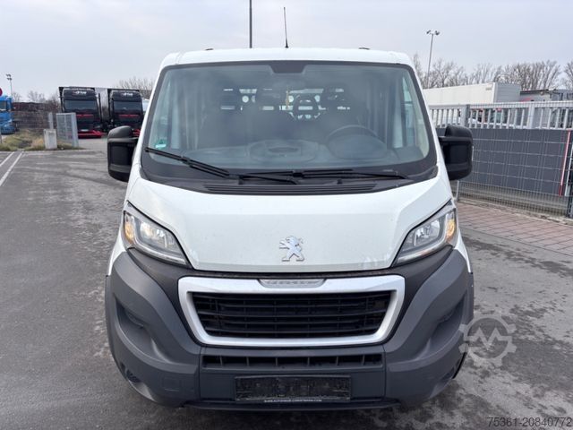 Transporter mit Kipper PEUGEOT Boxer DoKa Dreiseitenkipper L3 BlueHDi AHK E6