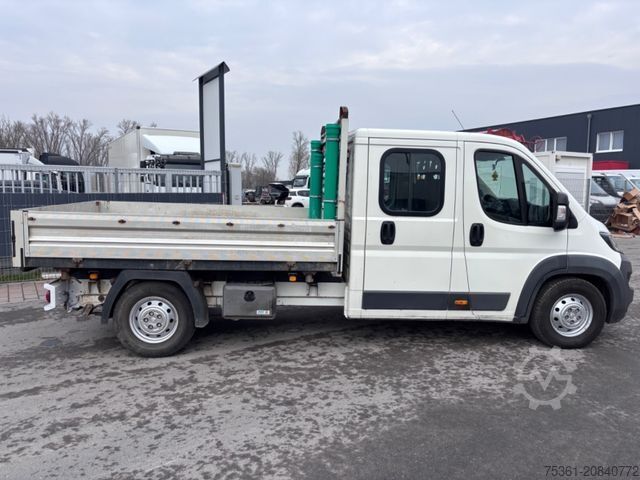 Transporter mit Kipper PEUGEOT Boxer DoKa Dreiseitenkipper L3 BlueHDi AHK E6