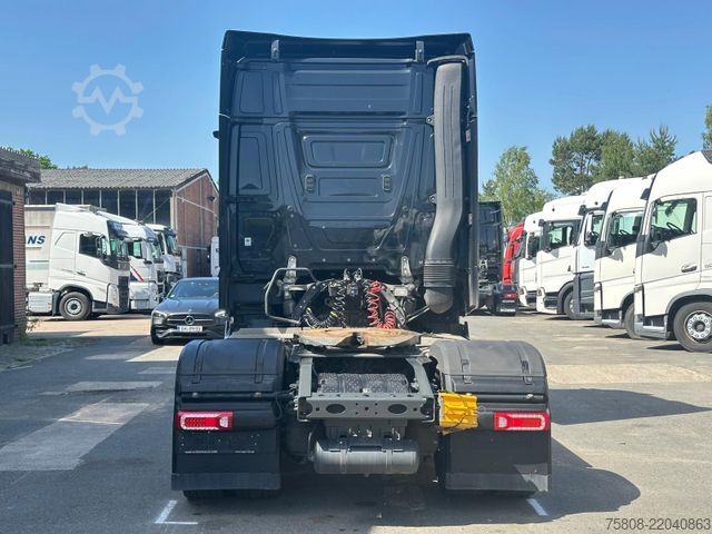 Standard trækkerunit MERCEDES-BENZ Actros 1848 Big Space 2 Tanks Retarder PPC Solos