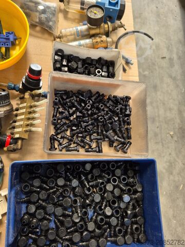 Ersatzteile Ersatzteile 