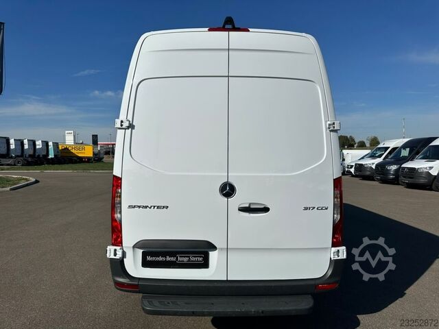 Furgoneta de caja alta MERCEDES-BENZ Sprinter 317 CDI KA/MAXI/L3H2/4325/AUTOMATIK/KLI