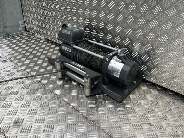 Furgon samochodowy do przewozu aut Mercedes-Benz Vario 612 D / Car - Machine Transporter 570 cm ...