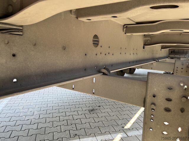 Kofer Schmitz Cargobull SCB S2 / Box Trailer / 2 axle Disk / NL Trailer...