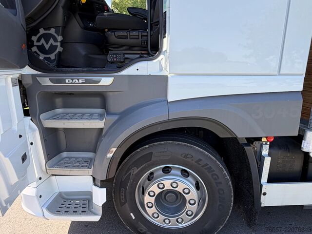 Araba taşıyıcı panelvan DAF XF 480.26