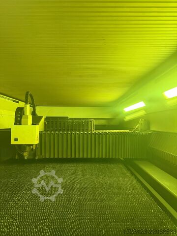 Mașină de tăiat cu laser TRUMPF TruLaser 5040 Fiber