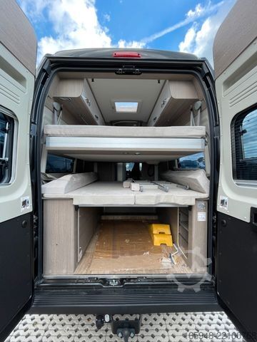 Asuntoauto PÖSSL Roadcruiser Revolution | XL-Dach | Hubbett | AHK