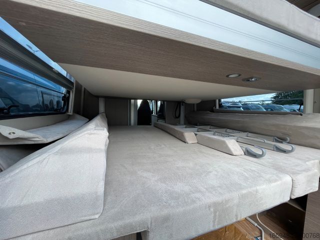 Asuntoauto PÖSSL Roadcruiser Revolution | XL-Dach | Hubbett | AHK