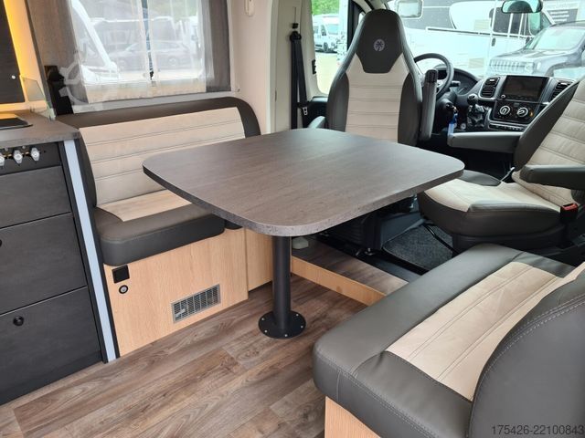 Puoliksi integroitu matkailuauto SUNLIGHT Adventure T 68C *Hubstützen-Anlage*Luftfahrwerk*