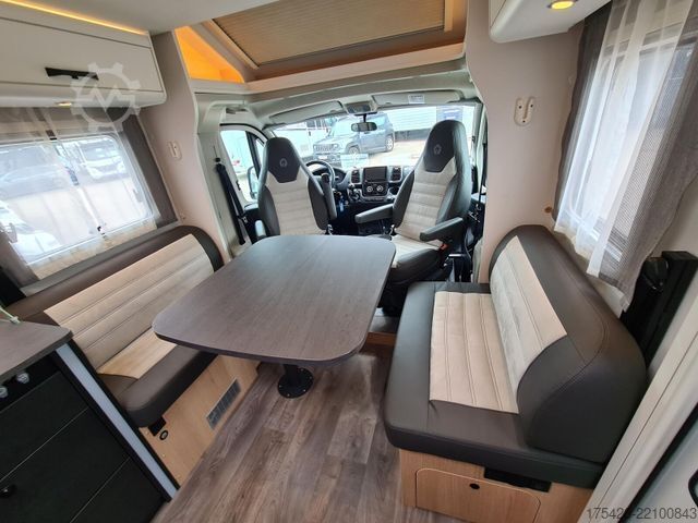 Puoliksi integroitu matkailuauto SUNLIGHT Adventure T 68C *Hubstützen-Anlage*Luftfahrwerk*