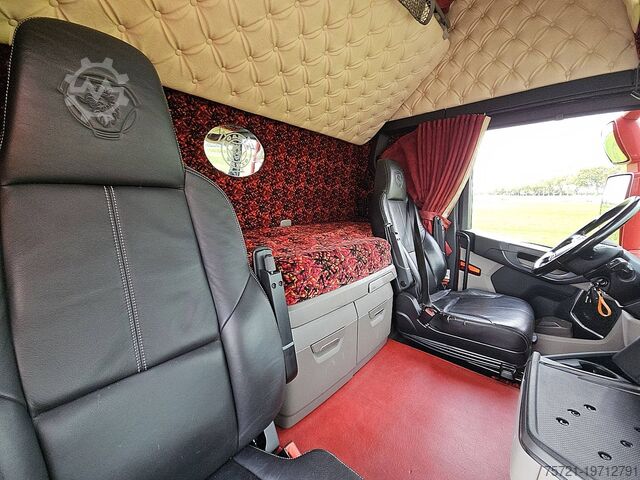 Padrão-SZM SCANIA R500 6X2/4 LEATHER RET.