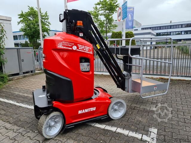 Vertikālais pacēlājs Manitou 100 VJR