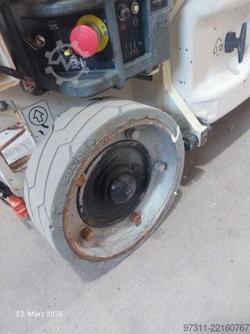 Sakselevator JLG 1930ES
