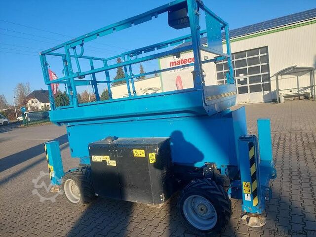 Elevador de tijera Genie GS-4069 RT OR