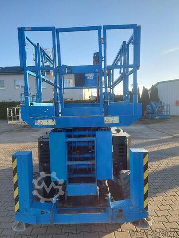 Elevador de tijera Genie GS-4069 RT OR