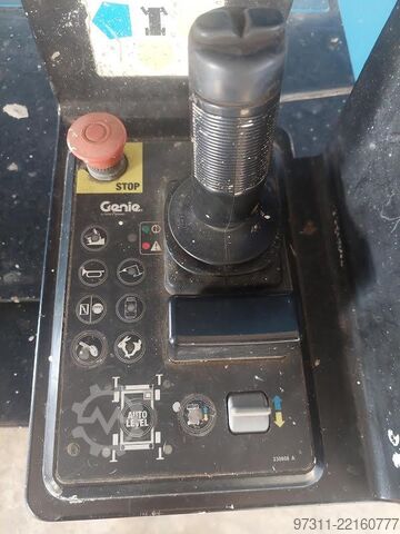 Elevador de tijera Genie GS-4069 RT OR