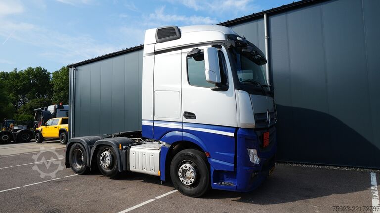 Sustancias peligrosas Mercedes-Benz ACTROS 2742 ADR 6x2 tractor unit