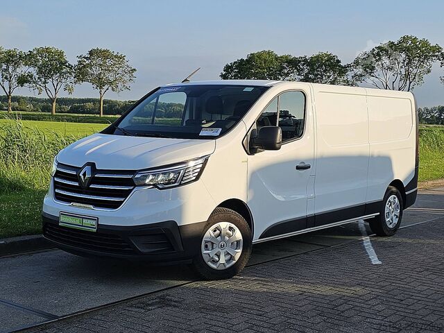 Camioneta familiar de techo alto RENAULT TRAFIC 2.0 DCI 170 AUT. L2H1