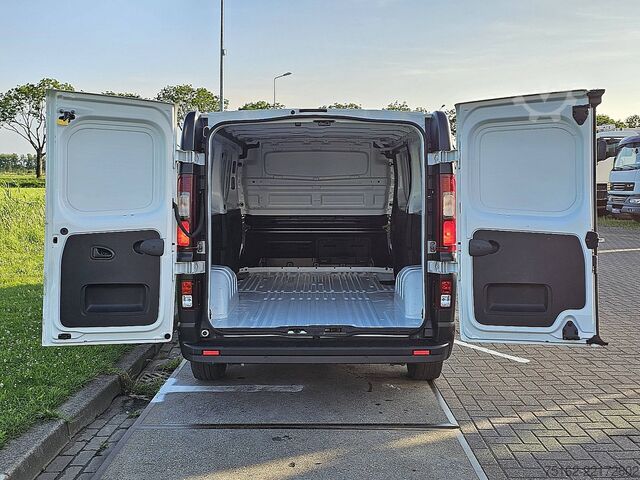 Camioneta familiar de techo alto RENAULT TRAFIC 2.0 DCI 170 AUT. L2H1