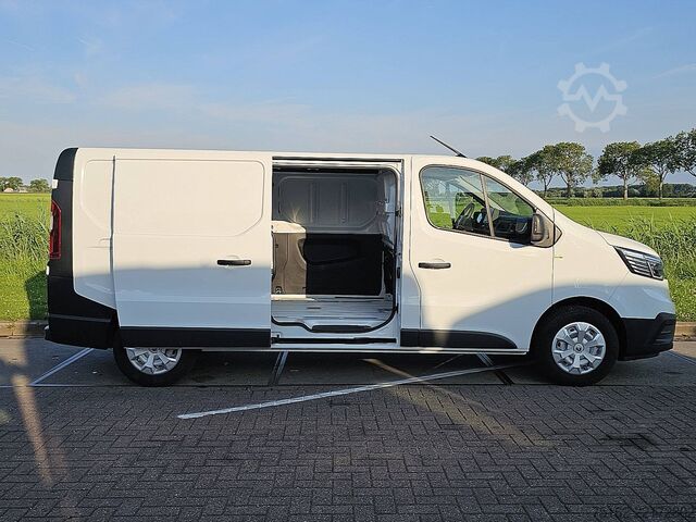 Camioneta familiar de techo alto RENAULT TRAFIC 2.0 DCI 170 AUT. L2H1