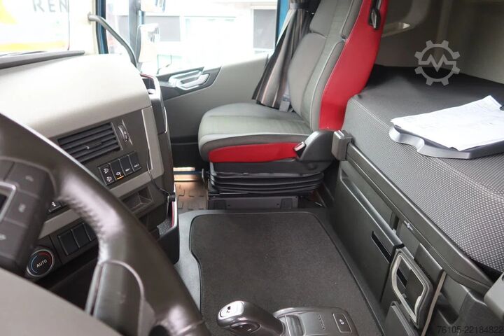 Lori sampah Volvo FH 460 Hooklift 8x2 Velsycon Combilift Silostel...