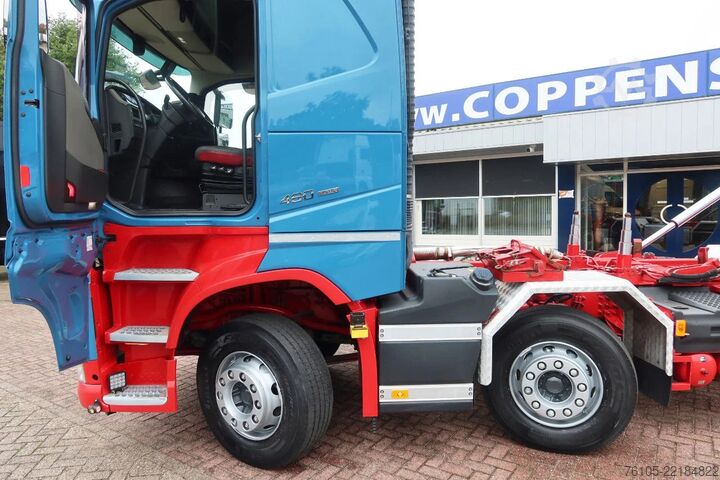 Lori sampah Volvo FH 460 Hooklift 8x2 Velsycon Combilift Silostel...
