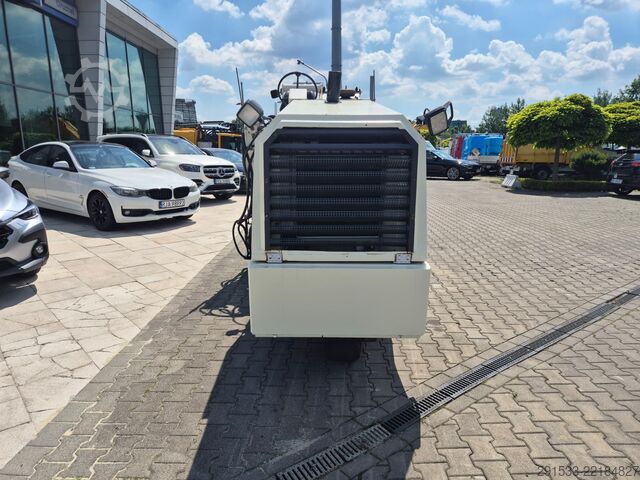 Aszfaltmaró gép Wirtgen W500