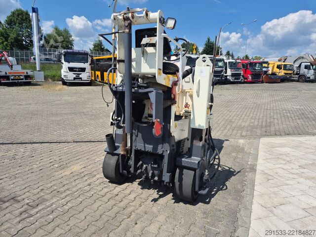 Aszfaltmaró gép Wirtgen W500