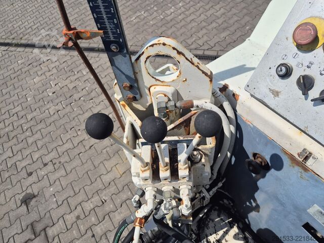 Aszfaltmaró gép Wirtgen W500