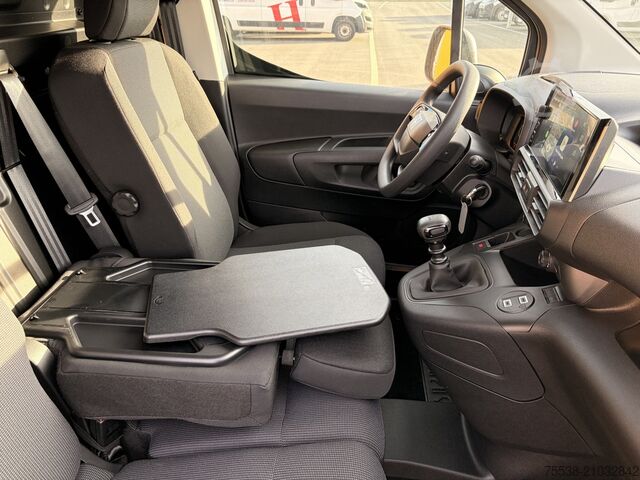 Ploščati dostavnik Fiat Doblo